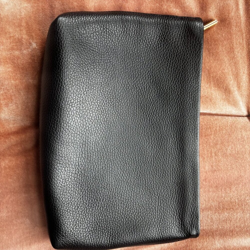 Cuyana Black Leather Zip Cosmetic Pouch with Gold Hardware - Picture 7 of 9